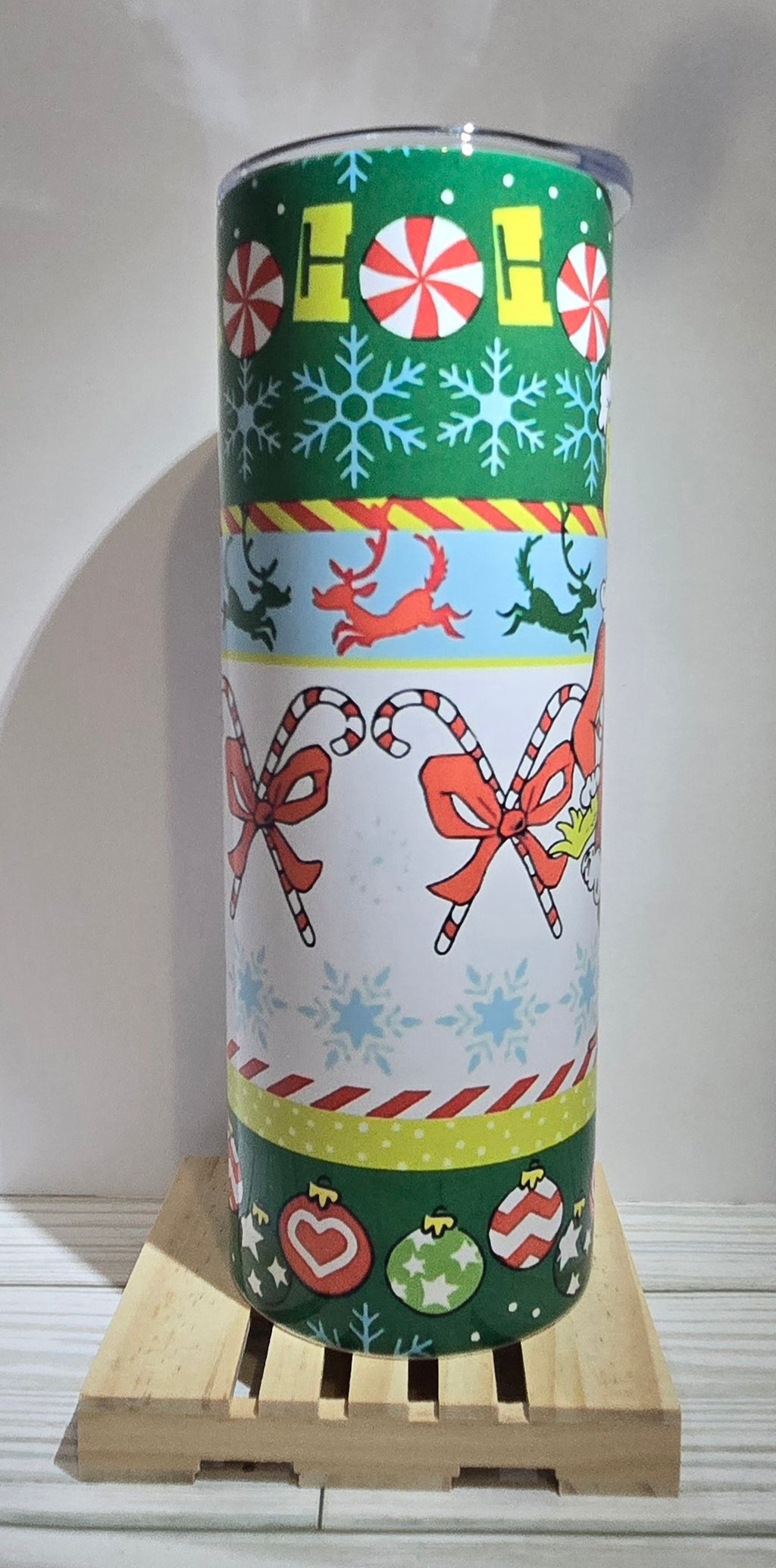 Animated grinch tumbler